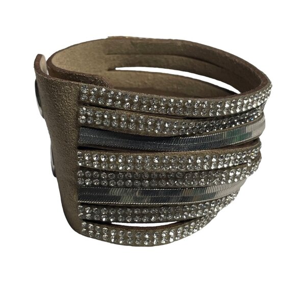 Wide Leather Cuff Bracelet Rhinestones Double Snap Closure Adjustable Fit u Fash - Picture 2 of 5